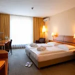 酒店 Western Premier Airporthotel Berlin 4*