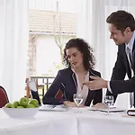 酒店 Western Premier Airporthotel Berlin 舍讷费尔德