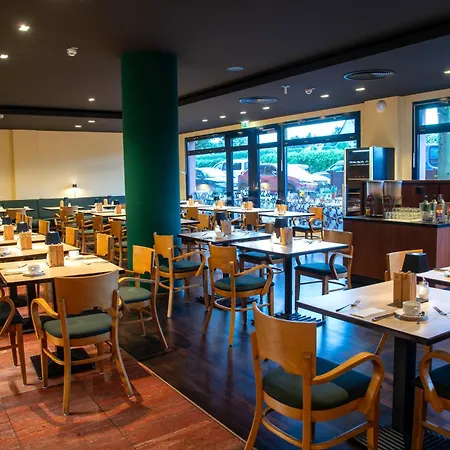 Western Premier Airporthotel Berlin Szálloda 4*