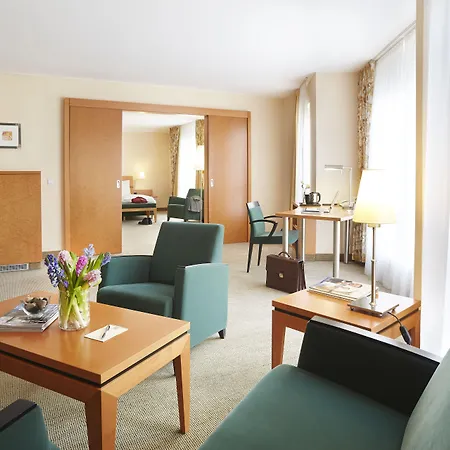 ホテル Western Premier Airporthotel Berlin 4*