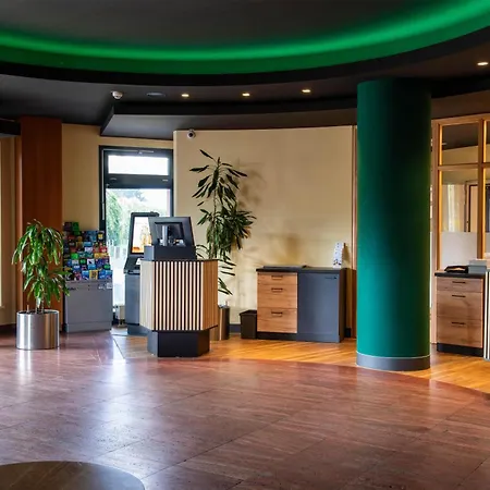 Western Premier Airporthotel Berlin 4*