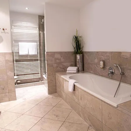 Western Premier Airporthotel Berlin ホテル 4*