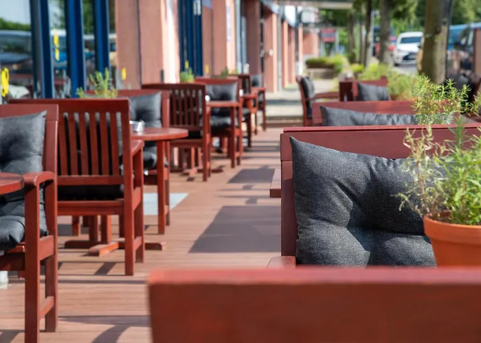 Hotel Western Premier Airporthotel Berlin 4*