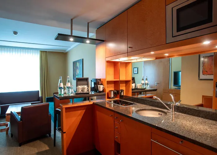 호텔 Western Premier Airporthotel Berlin 4*