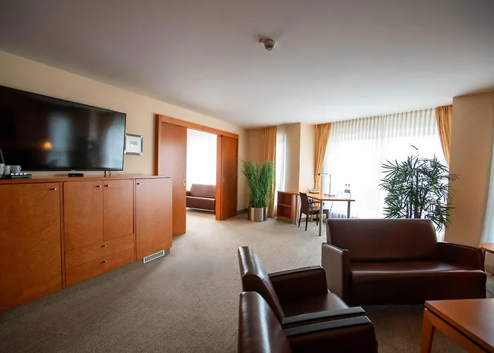 Western Premier Airporthotel Berlin 4*