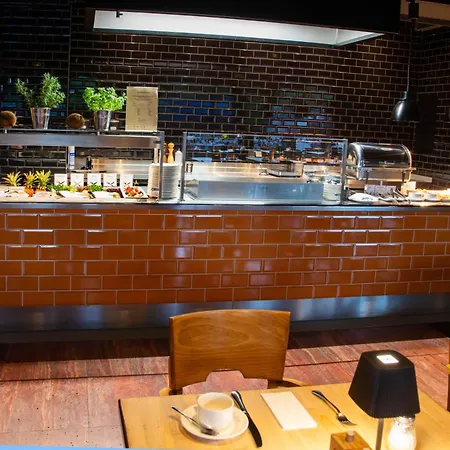 מלון Western Premier Airporthotel Berlin 4*